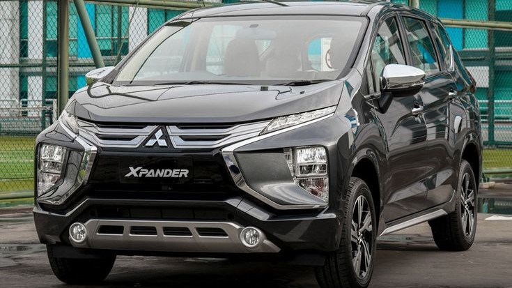 Thuê Xe 7 Chỗ Đưa Đón Sân Bay Tân Sơn Nhất Tại Thuê Xe Huy Đạt có nhiều mẫu xe