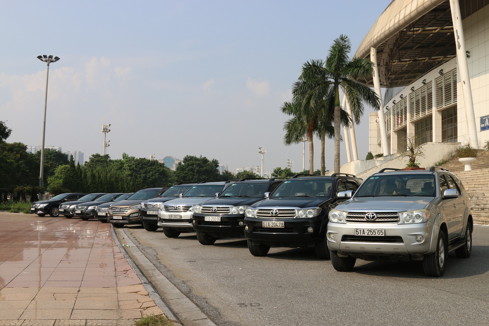 Car Hire Ho Chi Minh: Explore the City with DiDu.vn’s Reliable Services