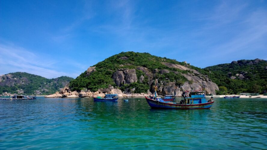 Chia Sẻ Kinh Nghiệm Đặt Xe Điện Khi Du Lịch Ngọc Vừng Mới Nhất