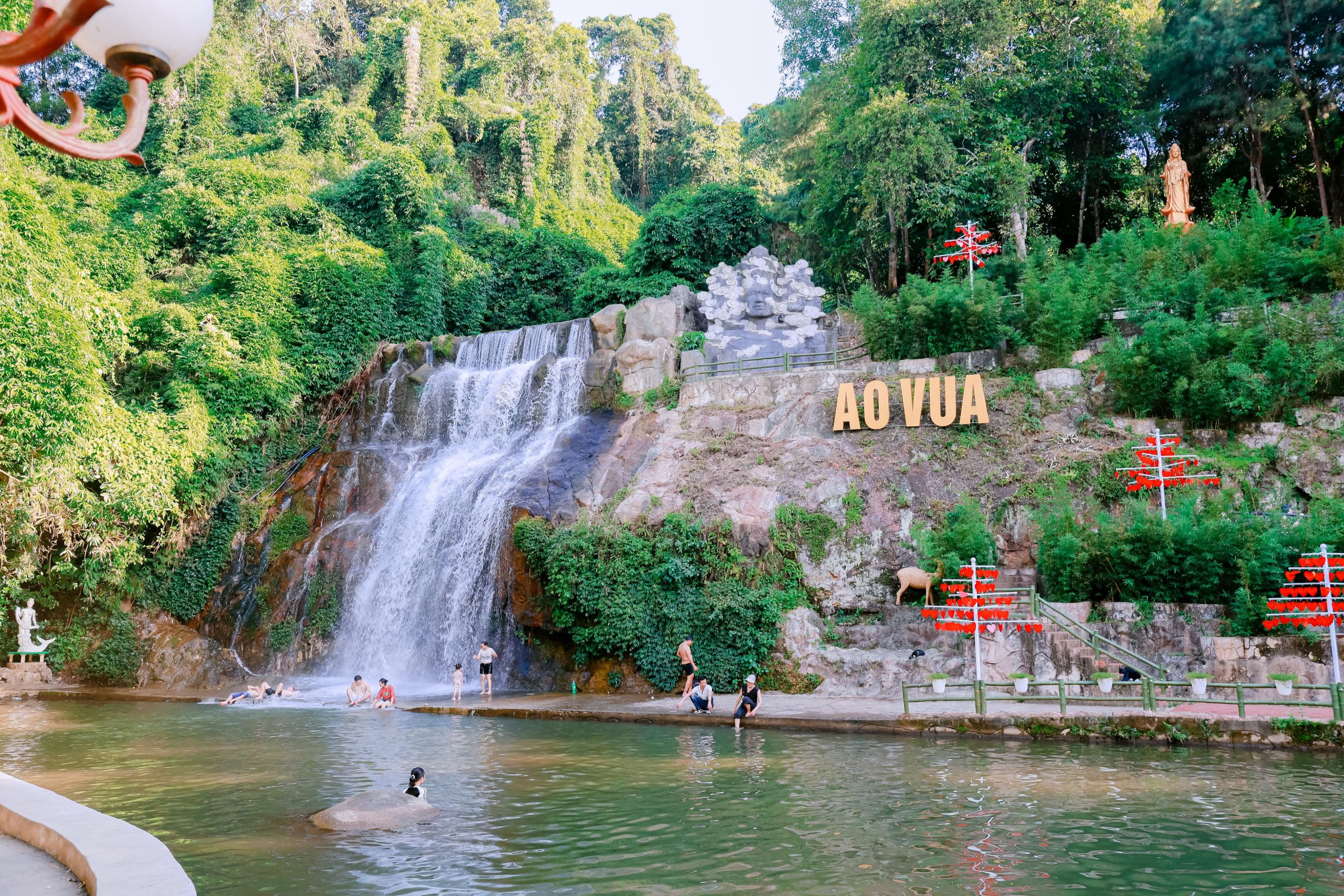 Review Kinh Nghiệm Du Lịch Ao Vua 2 ngày 1 đêm