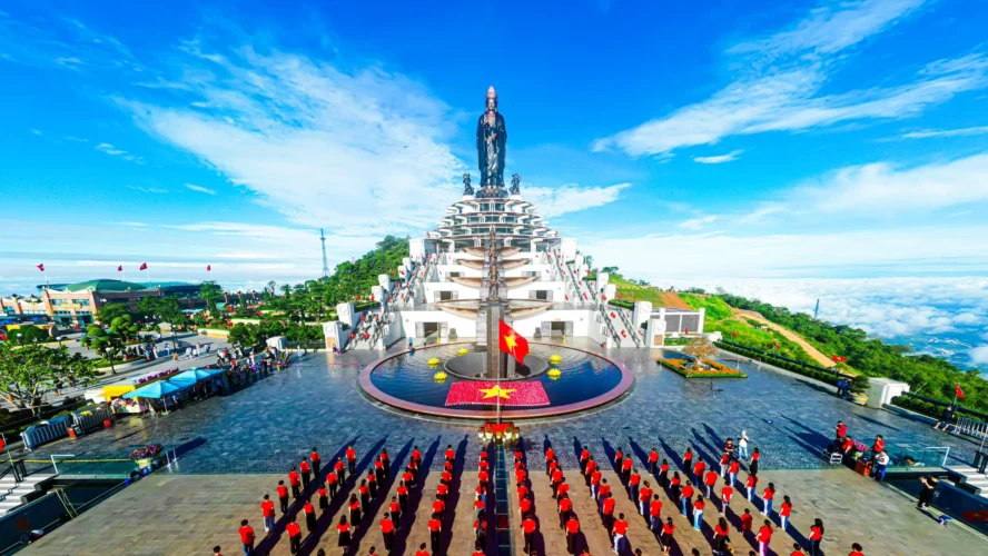 Du Lịch Núi Bà Đen Và Những Món Ăn Ngon Bạn Nhất Định Phải Thử