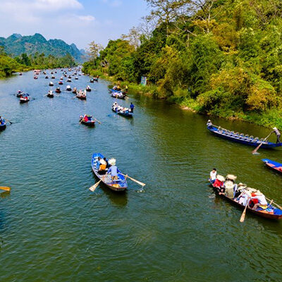 Top 5 Địa Điểm Tổ Chức Gala Lunch Lý Tưởng Khi Đi Du Lịch Chùa Hương 1 Ngày