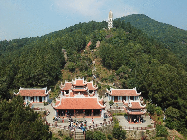 Hướng Dẫn Chi Tiết Đặt Tour 1 Ngày Du Lịch Chùa Hương