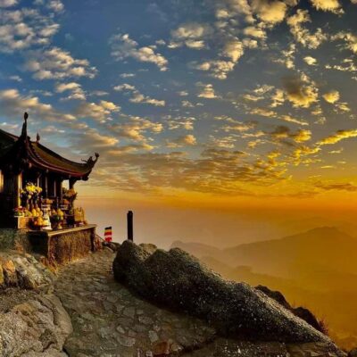 Trải Nghiệm Trọn Gói Du Lịch Yên Tử 1 Ngày Chỉ Từ 530.000Đ