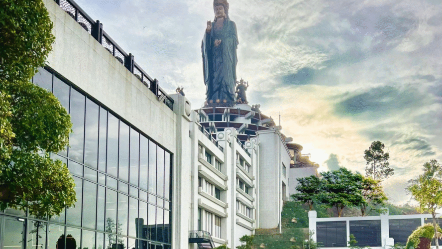 Hành Trình Tây Ninh 2 Ngày 1 Đêm Siêu Tiết Kiệm Chỉ 1.660K/Khách