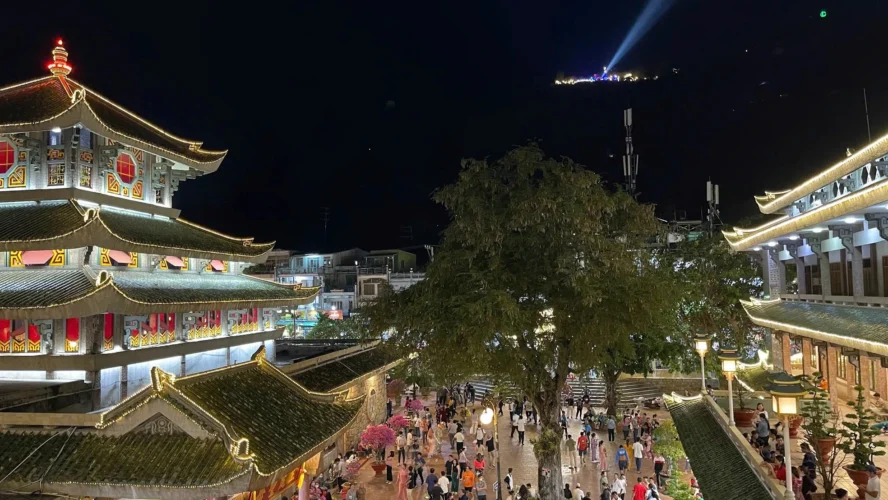 Lịch Trình Chùa Bà Châu Đốc 1 Ngày Được Nhiều Du Khách Lựa Chọn