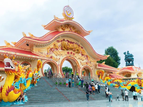 Lựa Chọn Đi Tour Suối Tiên 1 Ngày Trọn Gói Sẽ Được Những Gì?