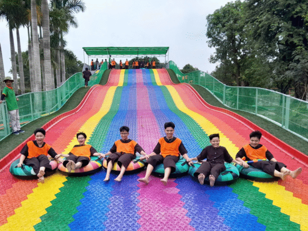 Khám Phá Thiên Đường Ẩm Thực Tại Đất Thép Farm