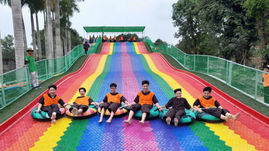 Khám Phá Thiên Đường Ẩm Thực Tại Đất Thép Farm